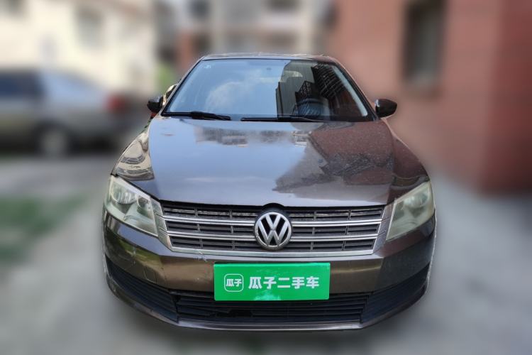 Used Volkswagen Gran Lavida 2013 1.6L Automatic Fashion Model Front