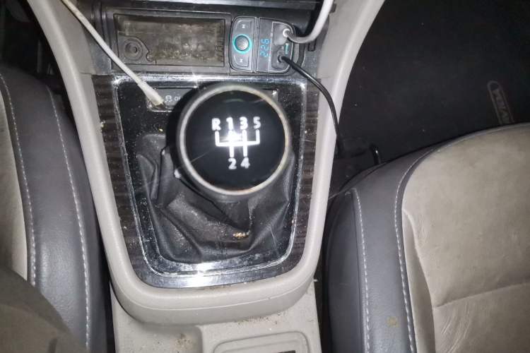 Used Volkswagen Gran Lavida 2013 1.4 TSI Manual Comfort Model Gear Lever