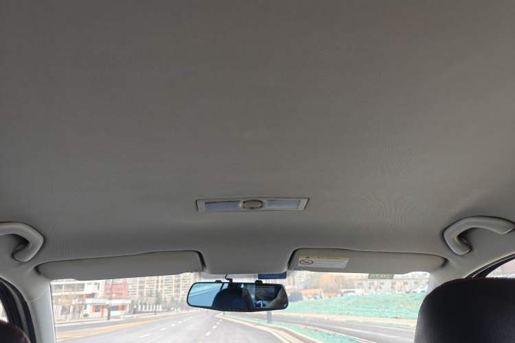 Used Volkswagen Gran Lavida 2013 1.6L Automatic Fashion Model Headliner