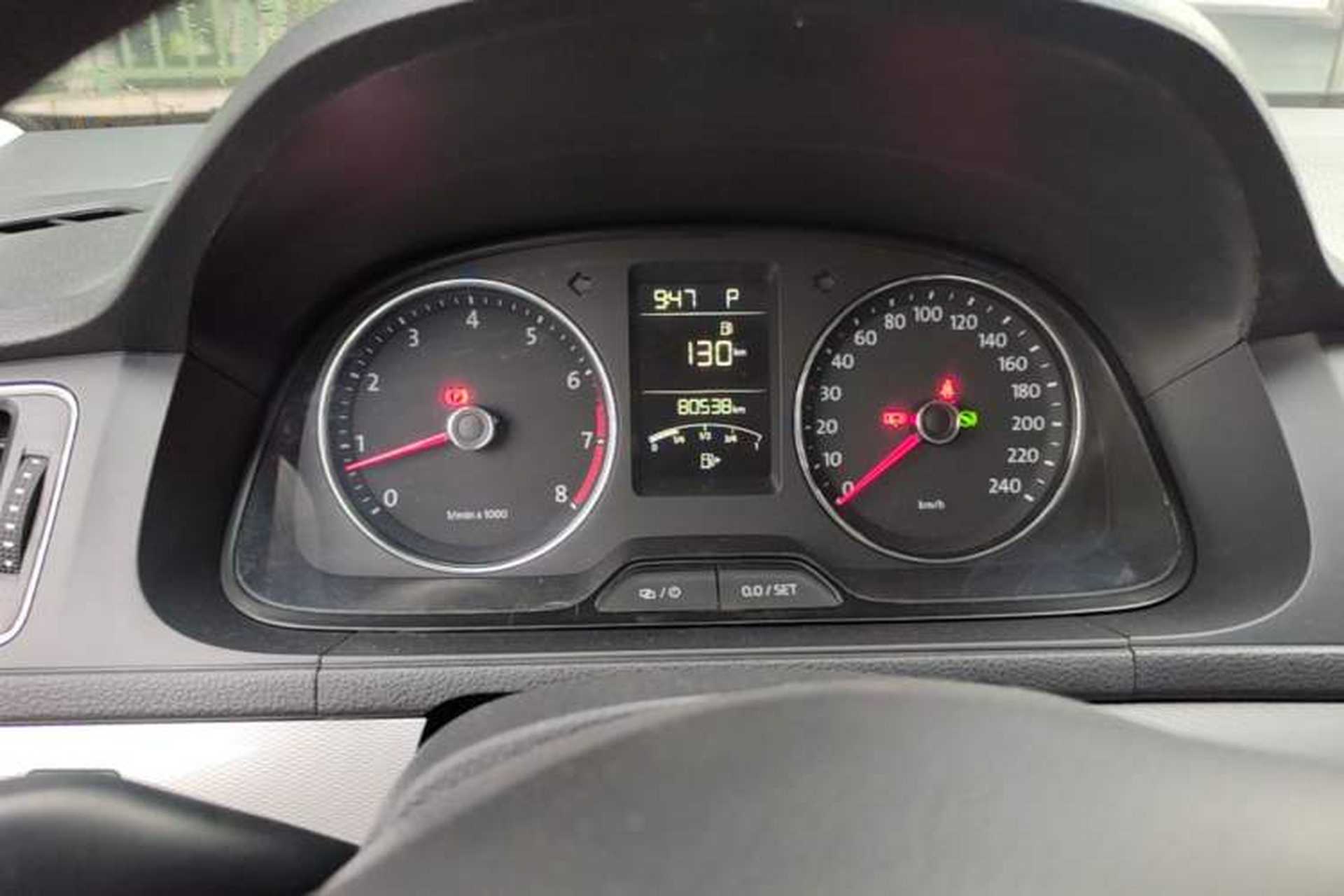 Used Volkswagen Gran Lavida 2013 1.4 TSI Automatic Comfort Model Instrument Cluster