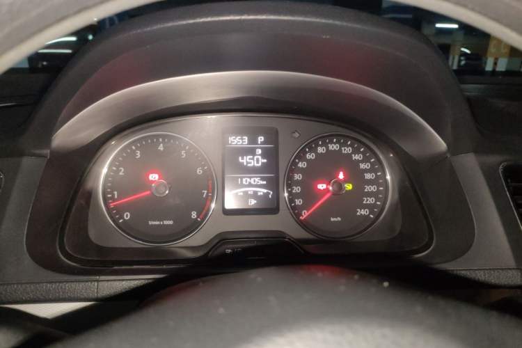 Used Volkswagen Gran Lavida 2013 1.4 TSI Automatic Comfort Model Instrument Cluster