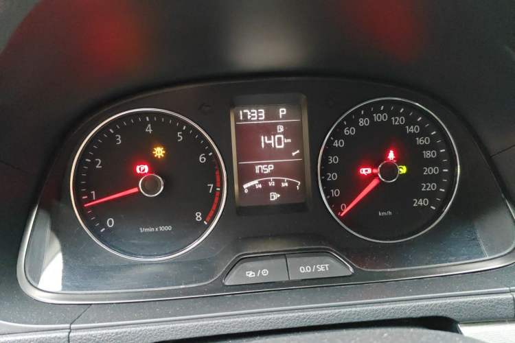 Used Volkswagen Gran Lavida 2013 1.6L Automatic Comfort Model Instrument Cluster