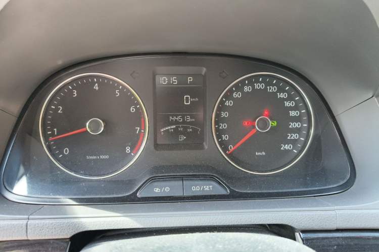 Used Volkswagen Gran Lavida 2013 1.6L Automatic Comfort Model Instrument Cluster