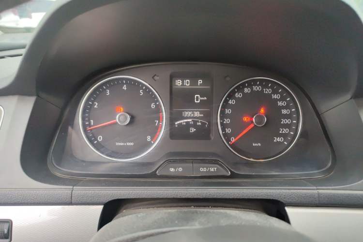 Used Volkswagen Gran Lavida 2013 1.6L Automatic Comfort Model Instrument Cluster