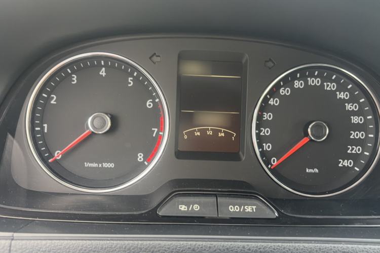 Used Volkswagen Gran Lavida 2013 1.6L Automatic Comfort Model Instrument Cluster
