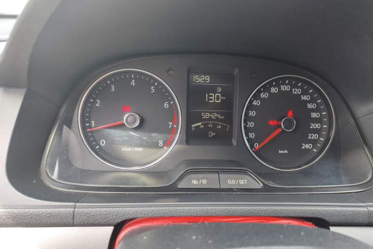 Used Volkswagen Gran Lavida 2013 1.6L Manual Comfort Model Instrument Cluster