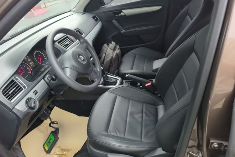 Used Volkswagen Gran Lavida 2013 1.4 TSI Automatic Comfort Model Left Front Seat