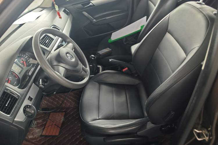 Used Volkswagen Gran Lavida 2013 1.4 TSI Manual Comfort Model Left Front Seat