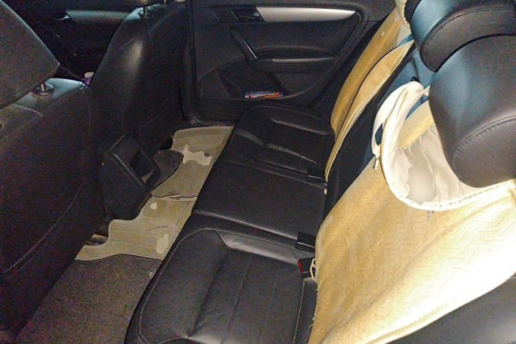 Used Volkswagen Gran Lavida 2013 1.6L Automatic Comfort Model Left Rear Seat
