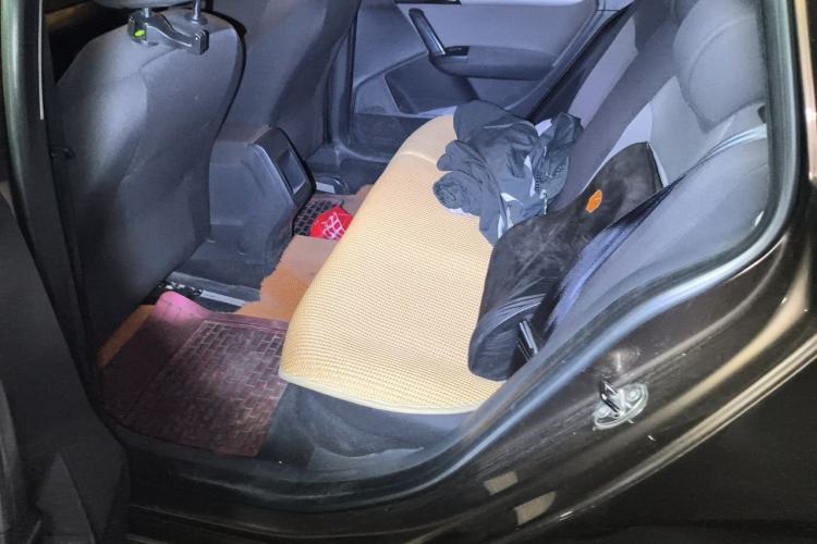 Used Volkswagen Gran Lavida 2013 1.6L Manual Fashion Model Left Rear Seat