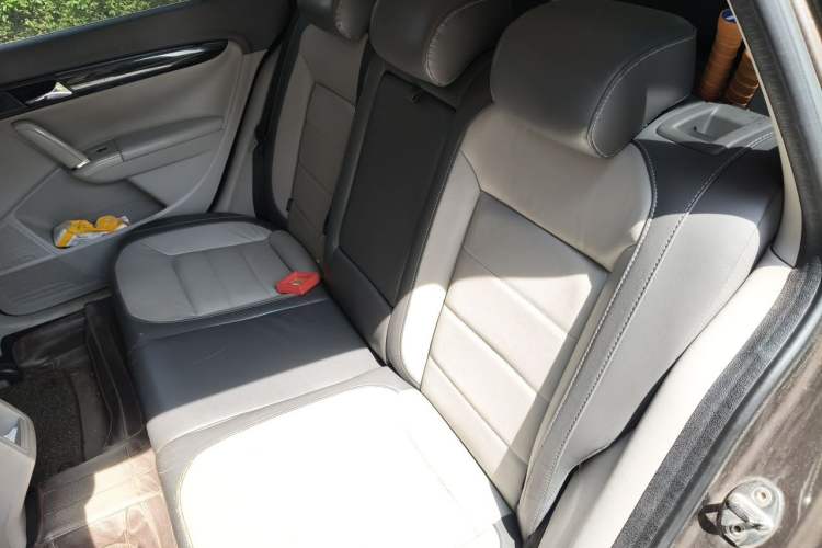 Used Volkswagen Gran Lavida 2013 1.6L Automatic Comfort Model Left Rear Seat