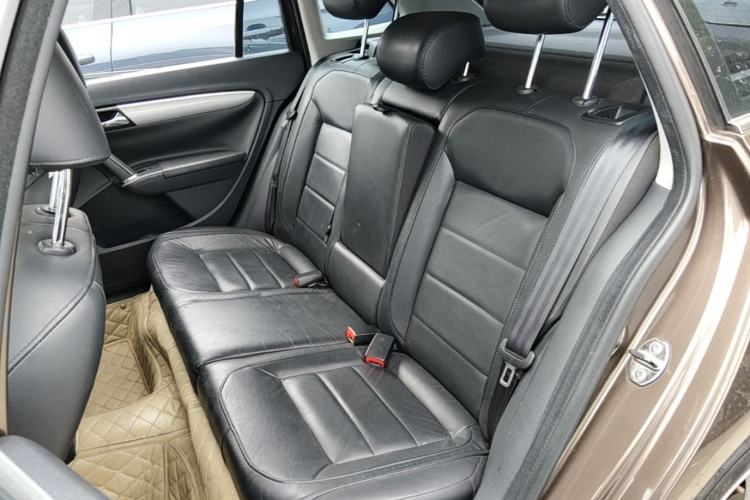 Used Volkswagen Gran Lavida 2013 1.6L Automatic Comfort Model Left Rear Seat