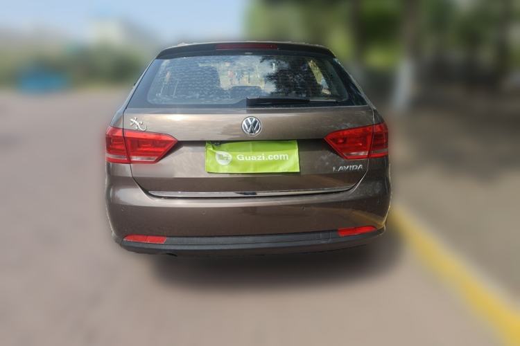 Used Volkswagen Gran Lavida 2013 1.6L Manual Comfort Model Rear