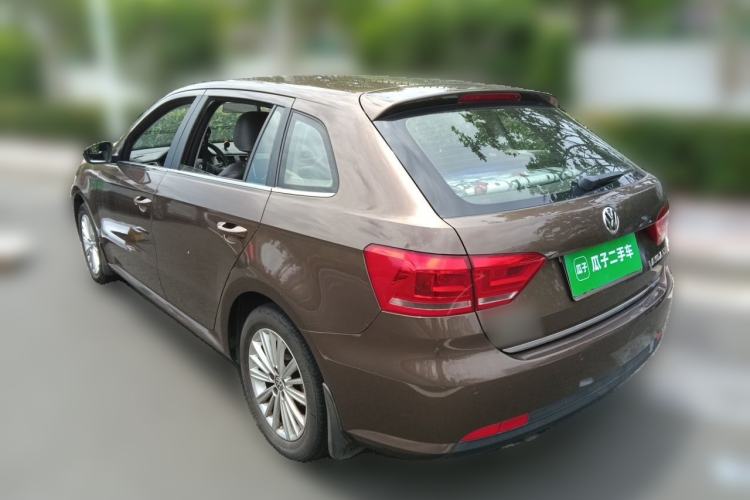 Used Volkswagen Gran Lavida 2013 1.4 TSI Automatic Comfort Model Rear Left 45 Deg