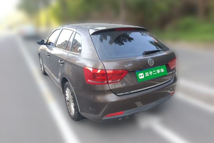 Used Volkswagen Gran Lavida 2013 1.4 TSI Automatic Comfort Model Rear Left 45 Deg
