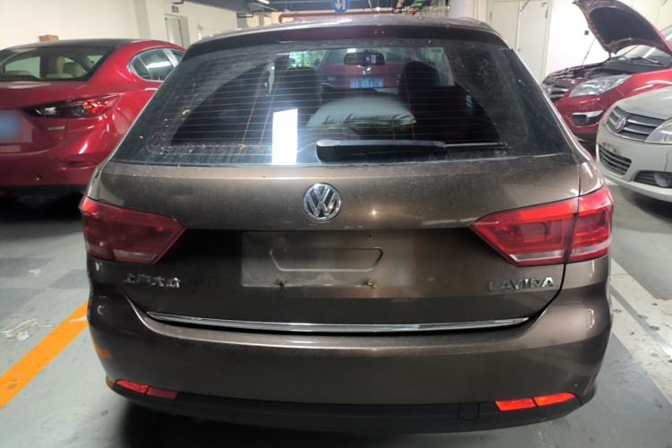 Used Volkswagen Gran Lavida 2013 1.6L Manual Comfort Model Rear