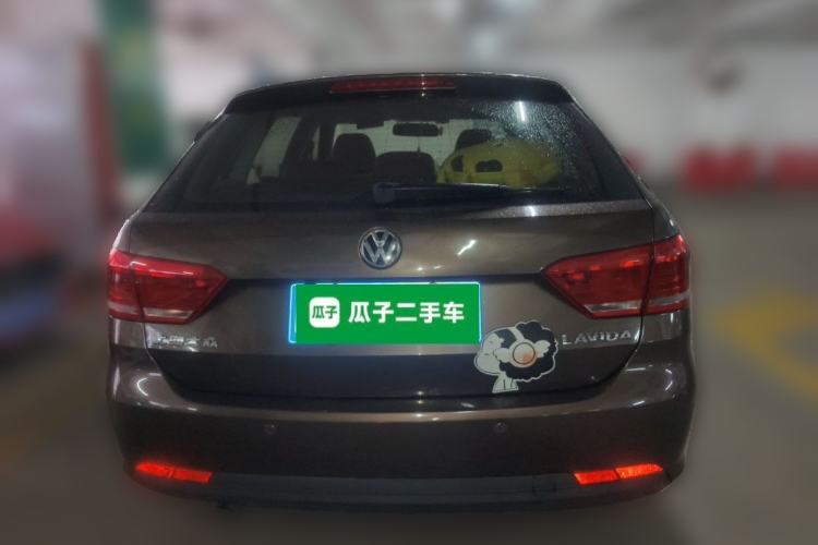 Used Volkswagen Gran Lavida 2013 1.6L Automatic Fashion Model Rear
