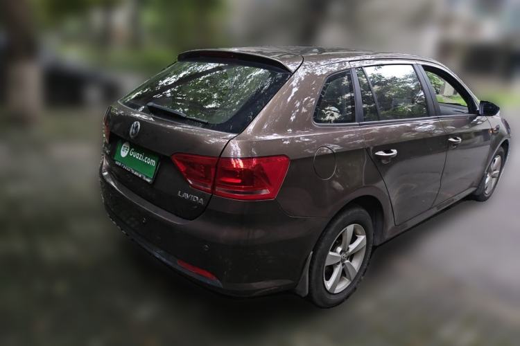 Used Volkswagen Gran Lavida 2013 1.6L Automatic Fashion Model Rear Right 45 Deg