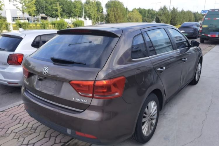Used Volkswagen Gran Lavida 2013 1.6L Automatic Comfort Model Rear Right 45 Deg