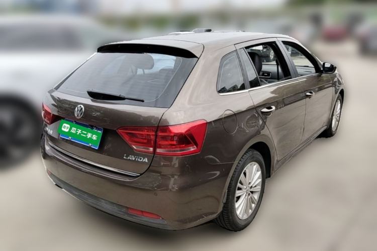 Used Volkswagen Gran Lavida 2013 1.6L Automatic Comfort Model Rear Right 45 Deg
