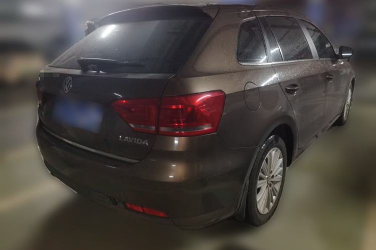 Used Volkswagen Gran Lavida 2013 1.6L Automatic Comfort Model Rear Right 45 Deg