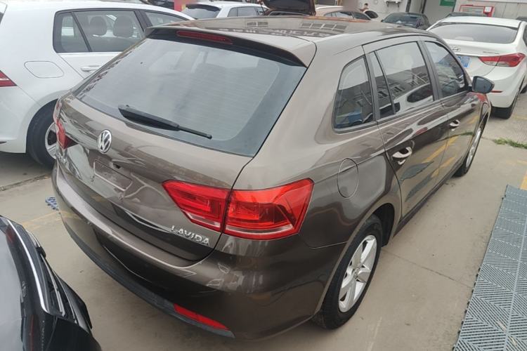 Used Volkswagen Gran Lavida 2013 1.6L Automatic Fashion Model Rear Right 45 Deg