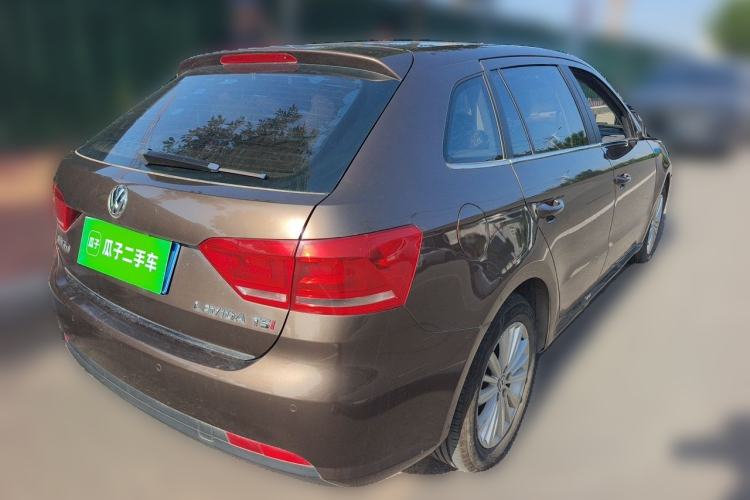 Used Volkswagen Gran Lavida 2013 1.4 TSI Automatic Comfort Model Rear Right 45 Deg