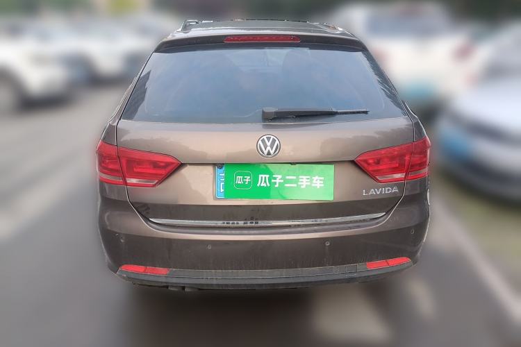 Used Volkswagen Gran Lavida 2013 1.4 TSI Automatic Comfort Model Rear