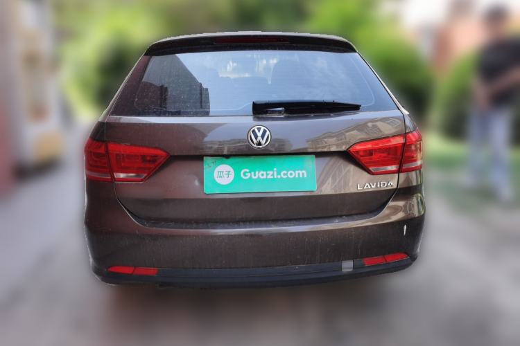 Used Volkswagen Gran Lavida 2013 1.6L Automatic Fashion Model Rear