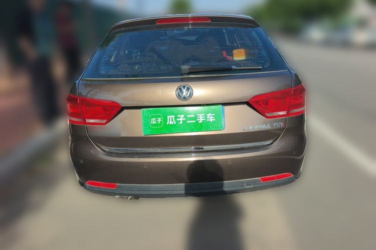 Used Volkswagen Gran Lavida 2013 1.4 TSI Automatic Comfort Model Rear