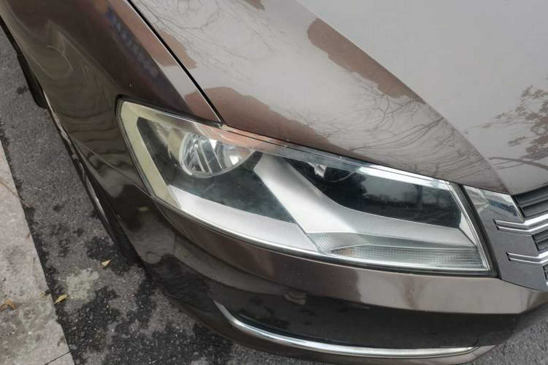 Used Volkswagen Gran Lavida 2013 1.4 TSI Automatic Luxury Model Right Front Headlight