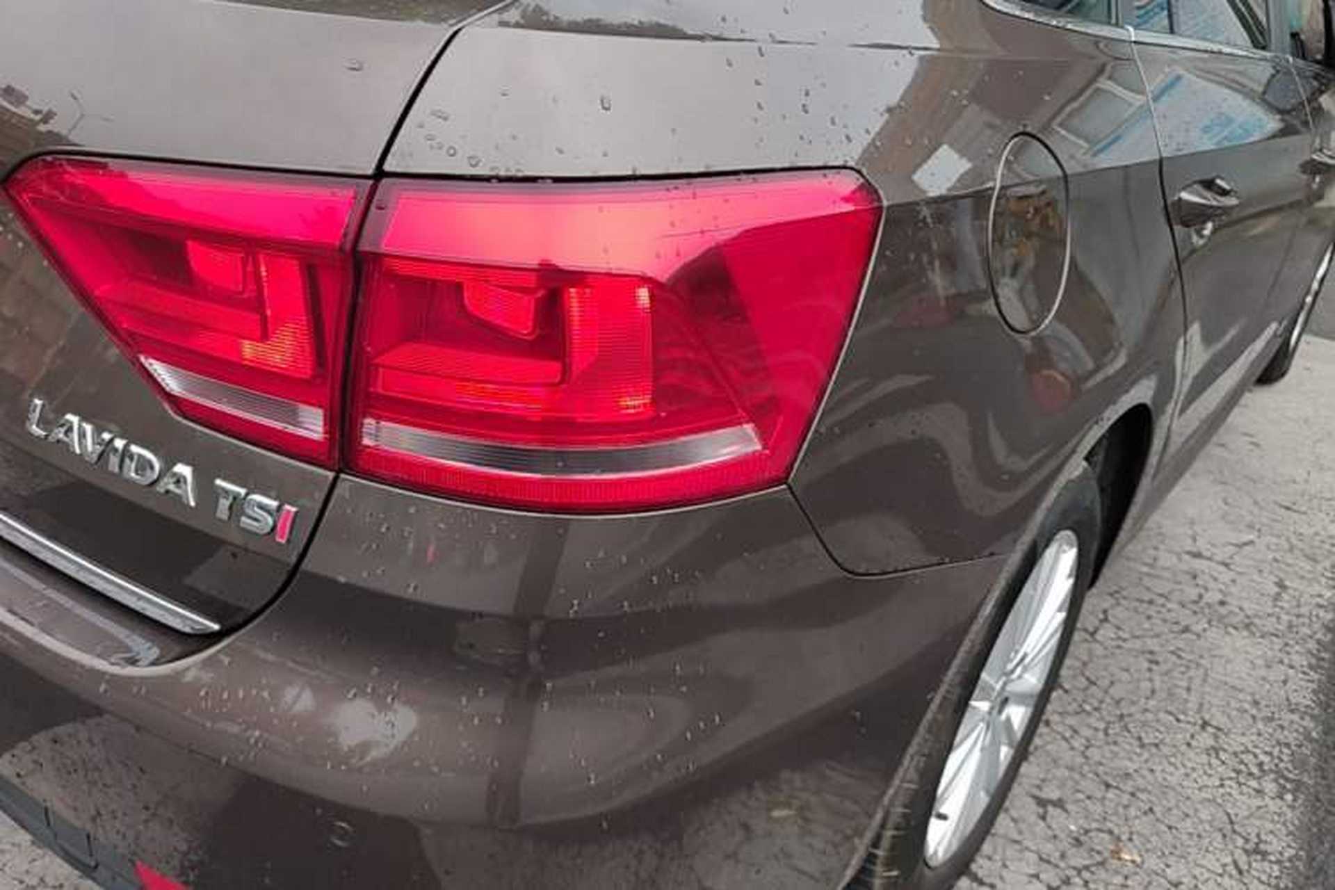 Used Volkswagen Gran Lavida 2013 1.4 TSI Automatic Comfort Model Right Rear Taillight