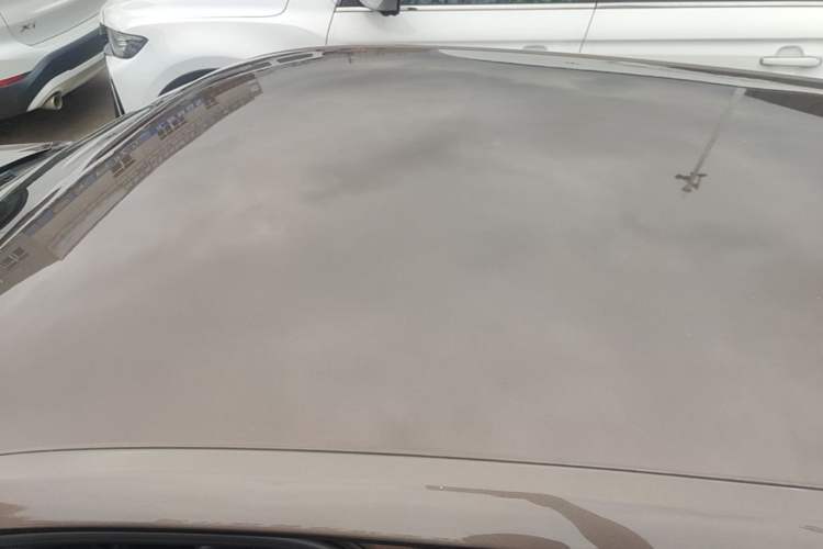 Used Volkswagen Gran Lavida 2013 1.6L Automatic Fashion Model Roof
