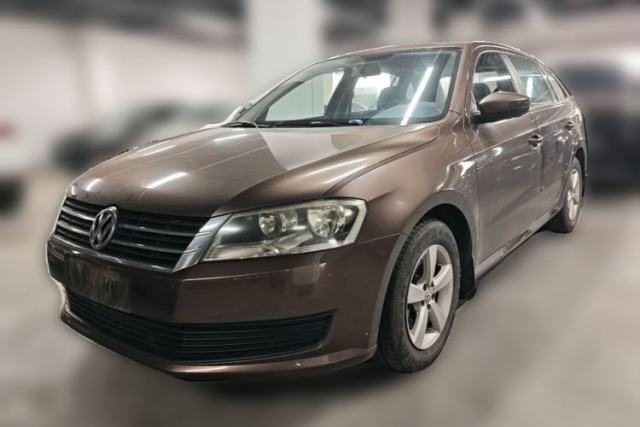 Used Volkswagen Gran Lavida 2013 1.6L Automatic Fashion Model