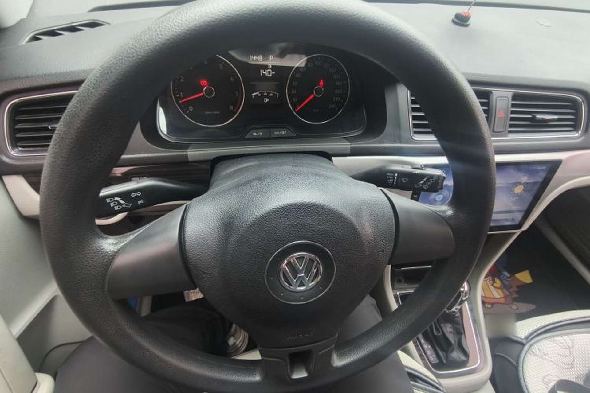 Used Volkswagen Gran Lavida 2013 1.6L Automatic Comfort Model Steering Wheel