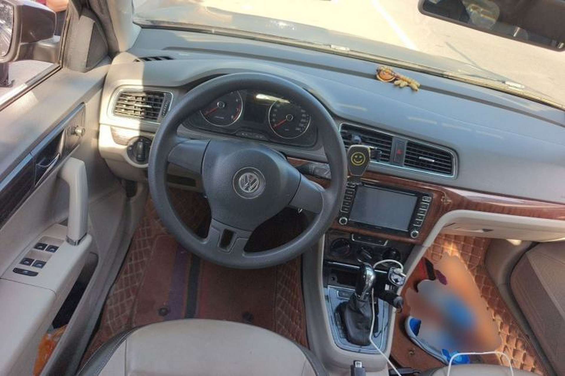 Used Volkswagen Gran Lavida 2013 1.4 TSI Automatic Comfort Model Steering Wheel