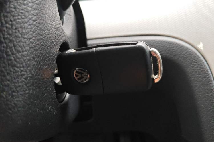 Used Volkswagen Gran Lavida 2013 1.6L Automatic Comfort Model Vehicle Key
