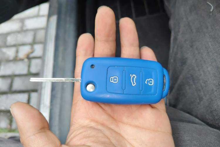 Used Volkswagen Gran Lavida 2013 1.4 TSI Automatic Comfort Model Vehicle Key