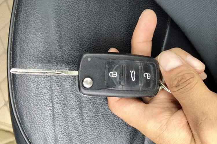Used Volkswagen Gran Lavida 2013 1.6L Automatic Comfort Model Vehicle Key