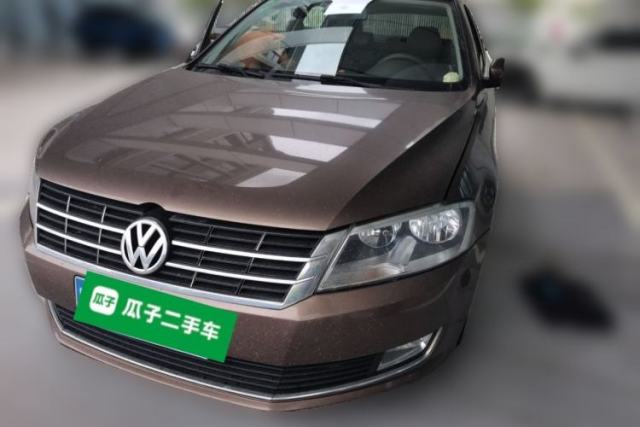 Ojetý Volkswagen Gran Lavida 2013 1.4 TSI Automatic Comfort Model