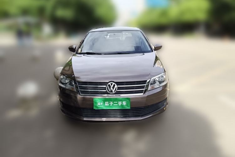 Used Volkswagen Gran Lavida 2013 1.6L Automatic Fashion Model Front