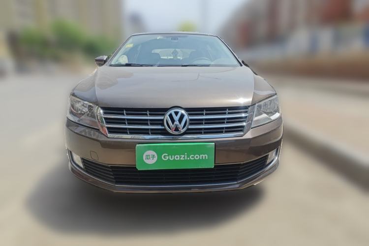 Used Volkswagen Gran Lavida 2013 1.4 TSI Automatic Comfort Model Front