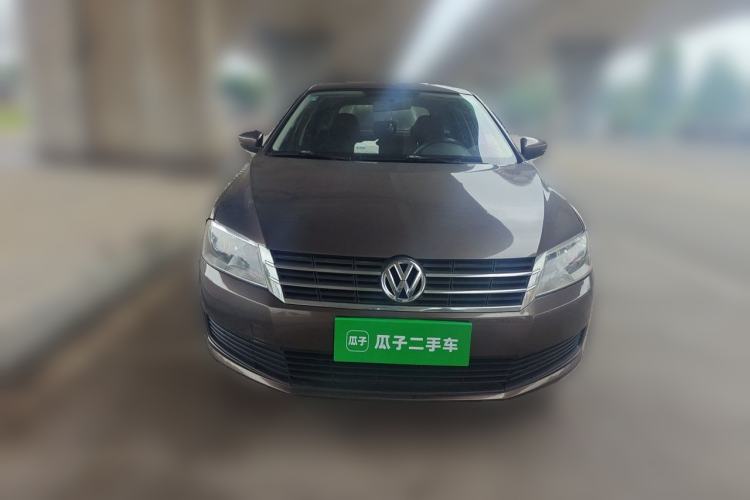 Used Volkswagen Gran Lavida 2013 1.6L Automatic Fashion Model Front