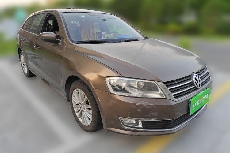 Used Volkswagen Gran Lavida 2013 1.6L Automatic Comfort Model Front Right 45 Deg