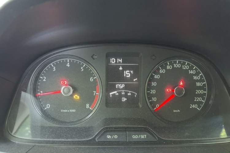 Used Volkswagen Gran Lavida 2013 1.6L Manual Fashion Model Instrument Cluster