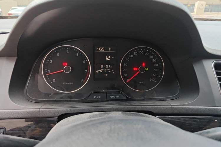 Used Volkswagen Gran Lavida 2013 1.6L Automatic Comfort Model Instrument Cluster