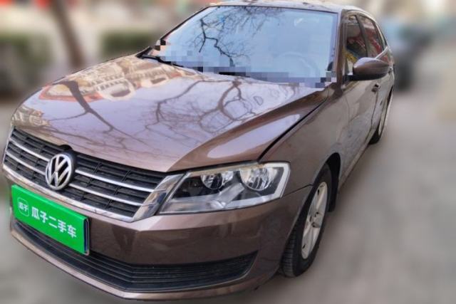Used Volkswagen Gran Lavida 2013 1.6L Automatic Fashion Model