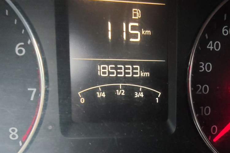 Used Volkswagen Gran Lavida 2013 1.6L Automatic Comfort Model Odometer Close Up