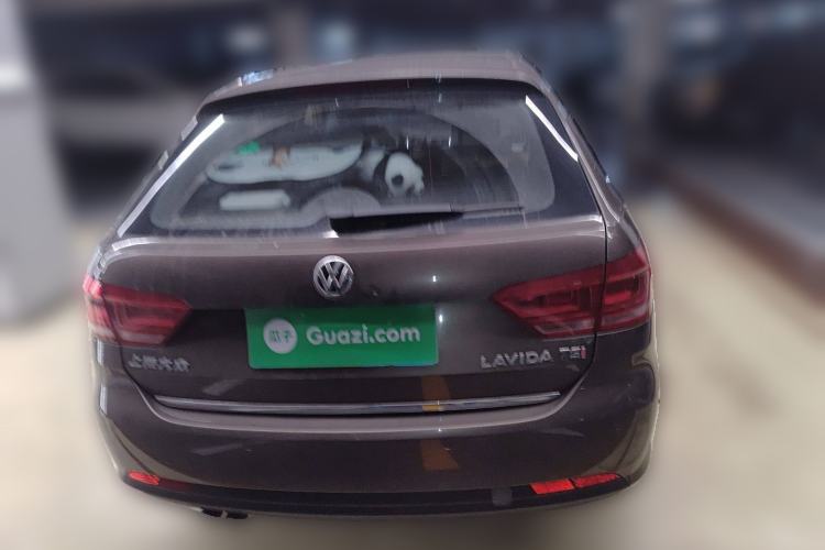 Used Volkswagen Gran Lavida 2013 1.4 TSI Automatic Comfort Model Rear