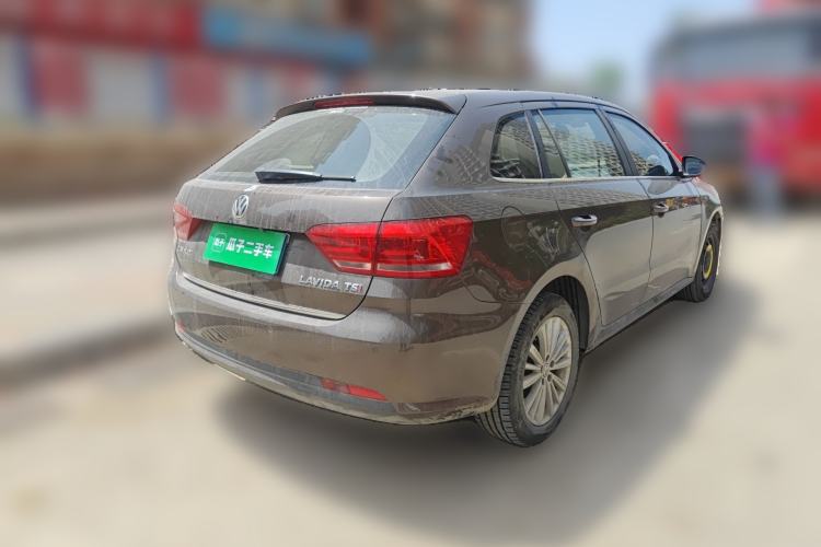 Used Volkswagen Gran Lavida 2013 1.4 TSI Automatic Comfort Model Rear Right 45 Deg